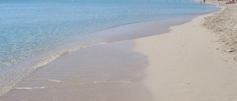 Splendide coste di spiaggia dorata in località San Giovanni.