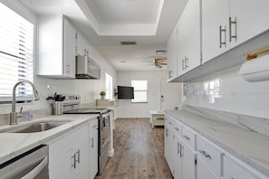 Full size fridge freezer and dishwasher
