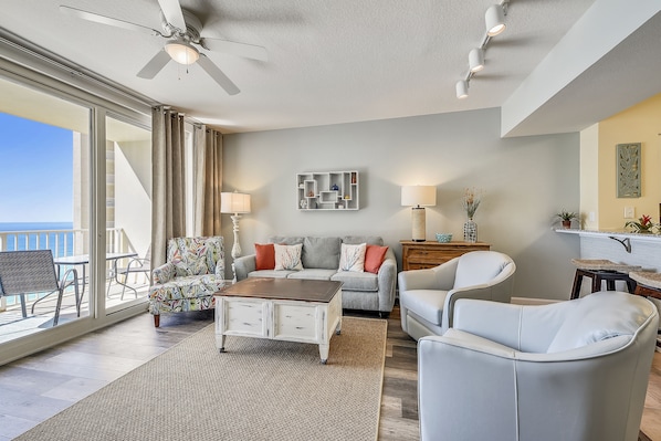 Gulf Front Living Area with Sleeper Sofa