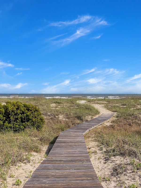 Private Beach Boardwalk from the House!