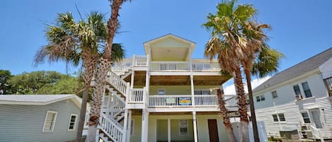 Tropical Palms is a lovely beach vacation home located in Crescent Beach.