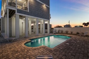  Dive into relaxation in our chlorine Pool, nestled in a fully fenced backyard, perfect for sunbathing or playful splashes.