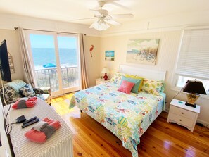 1st level king suite with beach views, adjustable bed frame