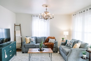 Living room with plenty of seating for all guests.