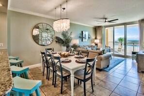 Extra large dining room table with seating for 8 