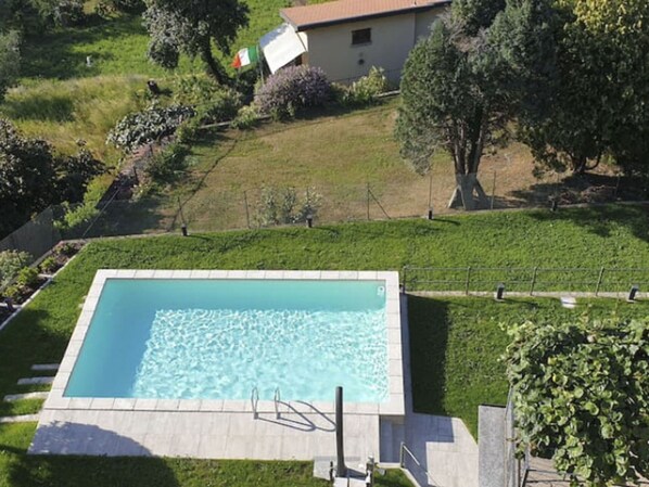 L'Eau, Plante, Propriété, Bâtiment, Vert, Piscine, Arbre, Rectangle, Botanique, Végétation