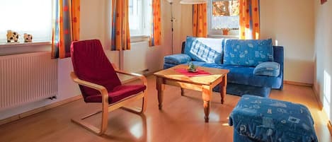 Ferienwohnung mit 65 qm und zwei Schlafzimmer-Wohnraum