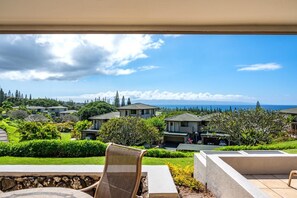 Graceful gardens, endless skies, and Pacific blues unfold before you?an elevated sanctuary designed for true relaxation     KGV-21P3