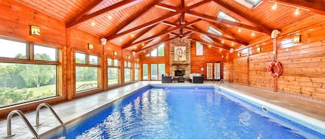 9174780901
Your private heated saltwater pool and fireplace
