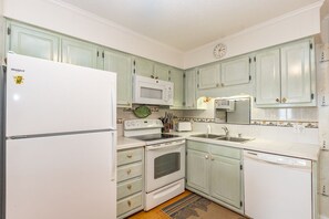 Southwinds A9 Kitchen - Southwinds A9 Kitchen
