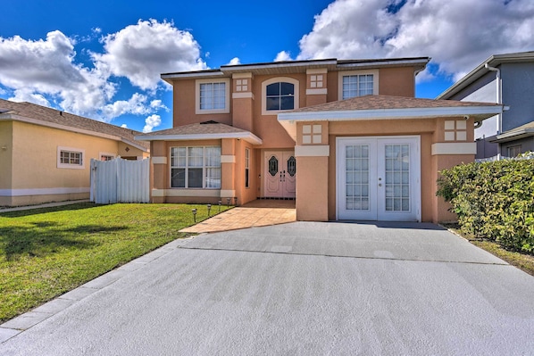 Kissimmee Vacation Rental Home | 4BR | 2.5BA | 2 Stories | 2,125 Sq Ft