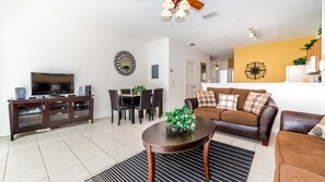 Living/Dining Room