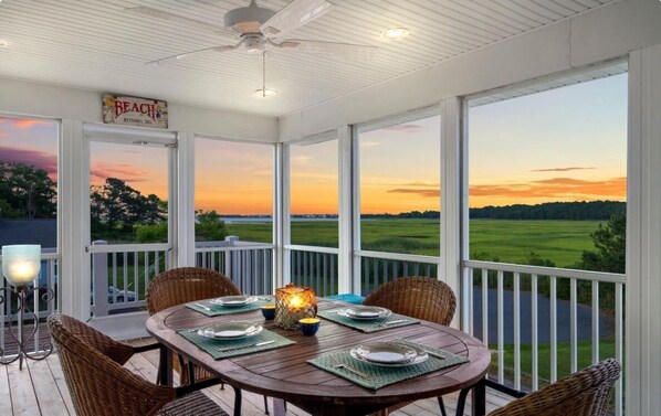 Screen Porch 