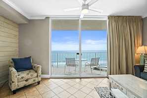 Living Area with Direct Beach and Gulf Views