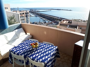 Balcon vue mer et port