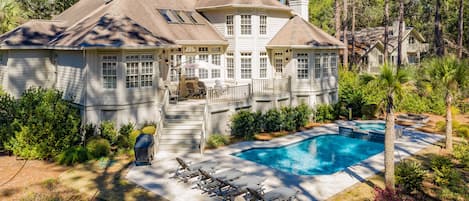 Private backyard pool with overlooking deck. 4 deck chairs and 4 pool chairs. 