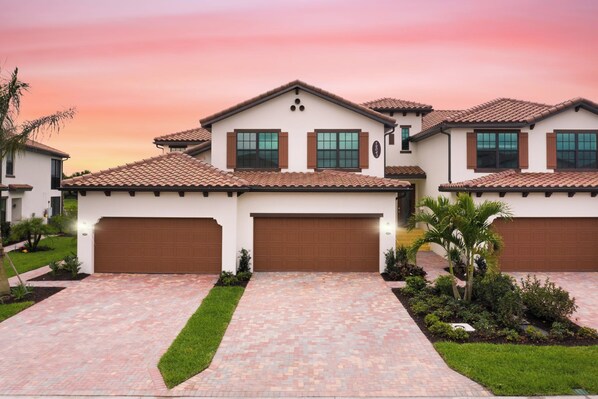 3 bedroom condo Fort Myers Florida