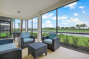 waterfront 3 bedroom condo