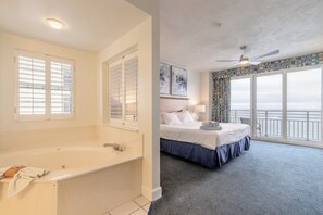 Master Bedroom w/ King Bed and Ocean Front Balcony