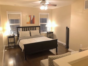 Bedroom topfloor (view 2)
