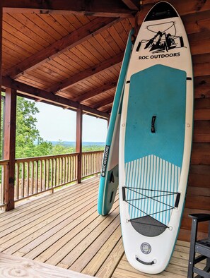 2 inflatable paddle boards included!