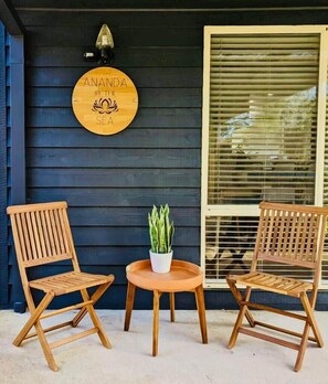 Guests love the serene atmosphere, where the gentle ocean breeze and the scent of the sea create an authentic coastal escape