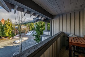 Seating area for two, Weber propane BBQ, beautiful mountain view.