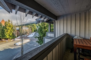 Seating area for two, Weber propane BBQ, beautiful mountain view.