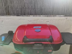 BBQ à gaz, très facile d'utilisation