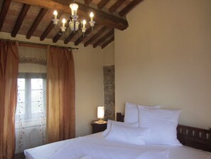 Camera 51 (3)