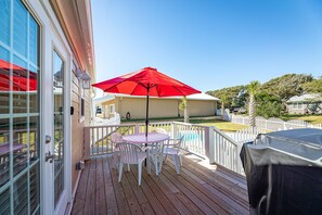 Back Deck/Patio with Grill and Table