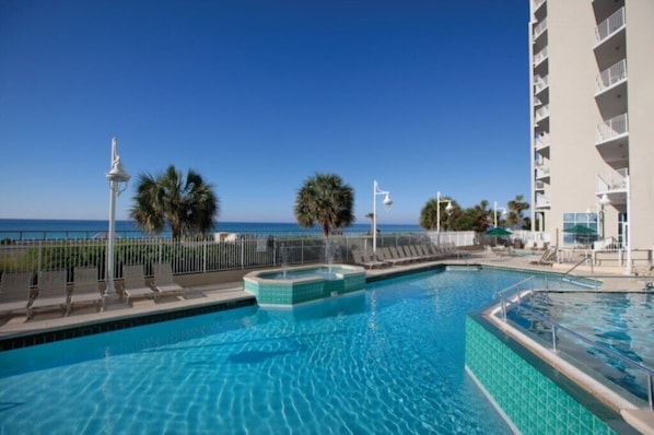 Club Wyndham at Majestic Sun_1a.jpg