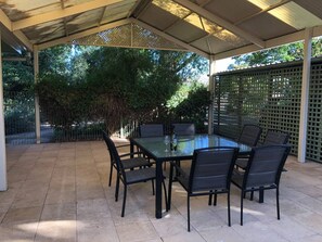Outdoor dining