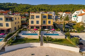 Luxury beachfront villa Ciovo Joy 3 with private pool and parking on Ciovo with total privacy