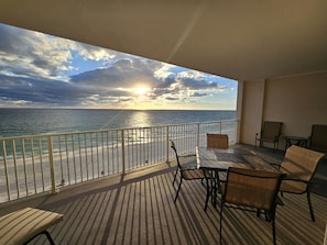 HUGE balcony! Come relax at an amazing location for fireworks shows!!!