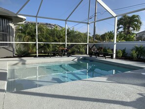 Spa plunge pool, heated with jets and LED lights