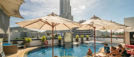 Absolute Bangla, walking street, rooftop pool L-04 (6938)