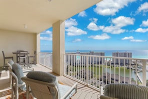 Ariel Dunes II 1709 Balcony