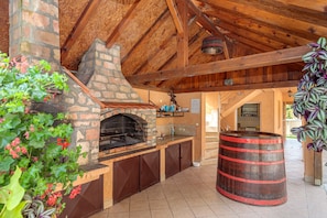 BBQ and pizza wooden stove