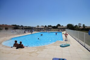 Piscine maison de vacances