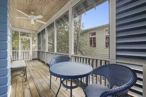 LARGE SCREENED PORCH ON 2ND LEVEL