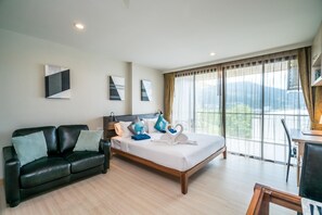 U508 - Bright studio in Patong, rooftop pool & gym (6431)