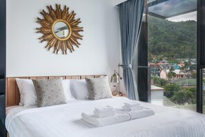 D218-Luxury Studio in Patong beach with Pool & Gym (728)