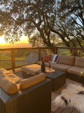 Front deck 
