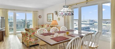 Sandpiper Dunes 601-Living-Area