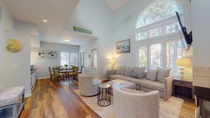 Spacious Floor Plan
