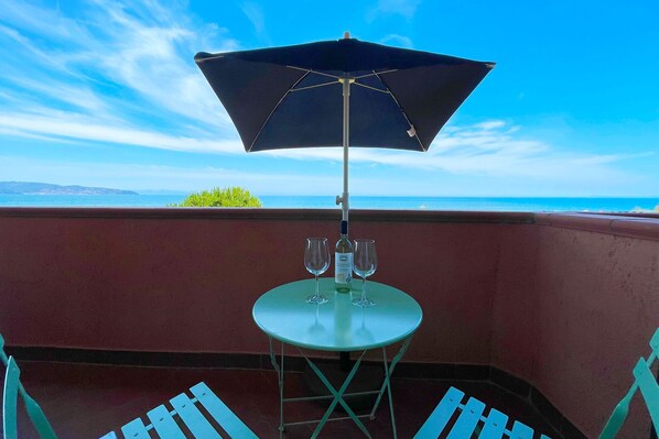 Tuscany - Apartment on the beach with sea view