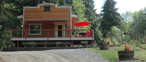 The front facade reflecting the historic building components in its construction