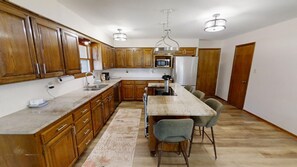 4th-Quarter-Kitchen