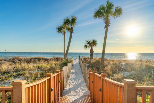 Edgewater @ Windward 202, Flip Flops in the Sand